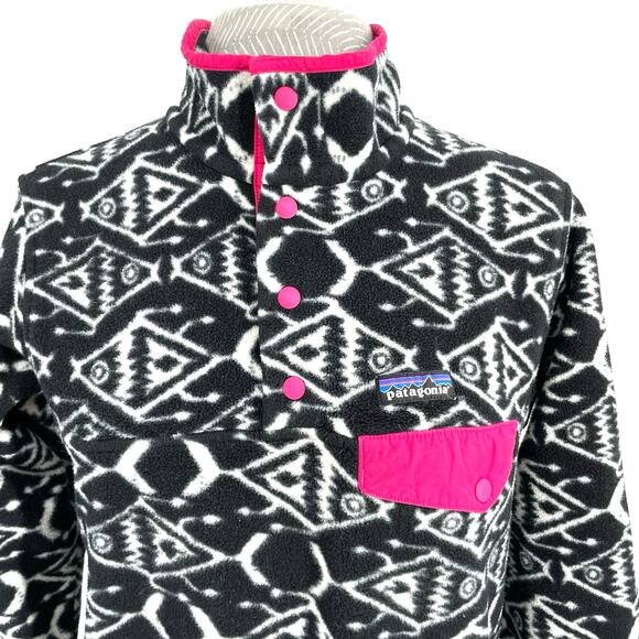 Patagonia Big Fish Ikat Print Synchilla Fleece Pullover Black White Hot Pink S - Picture 3 of 8